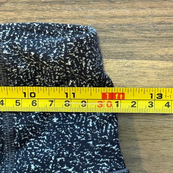 Athleta Lightning Static 7/8 Tight Women’s XS Black White Print Leggings - Picture 3 of 7